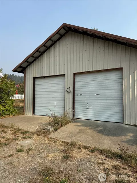 303 N 2nd St, Roslyn, WA 98941