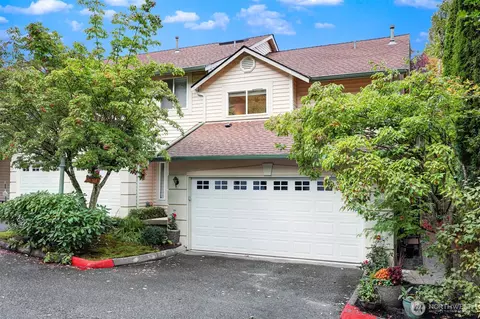 8828 238th St SW #B4, Edmonds, WA 98026
