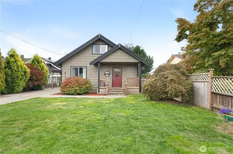 513 2nd St, Hoquiam, WA 98550
