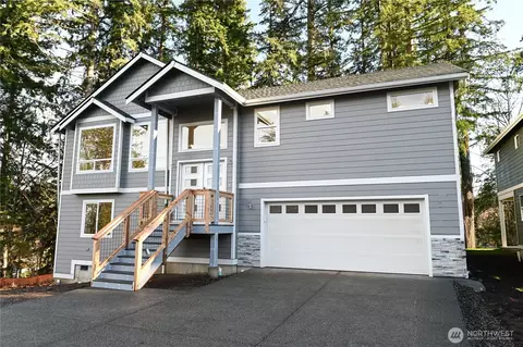 1146 Whidbey St, Bellingham, WA 98229