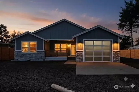 337 Mount Olympus Ave SE, Ocean Shores, WA 98569