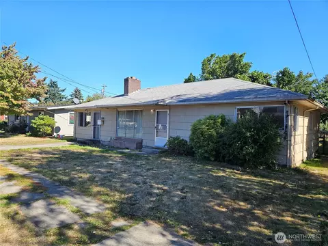 606 S 5th Ave, Kelso, WA 98626