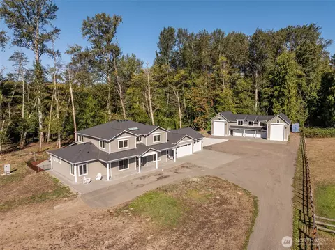 7425 Old Olympic Hwy, Sequim, WA 98382