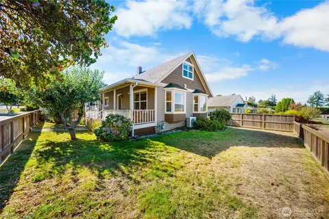 1108 C Ave, Anacortes, WA 98221