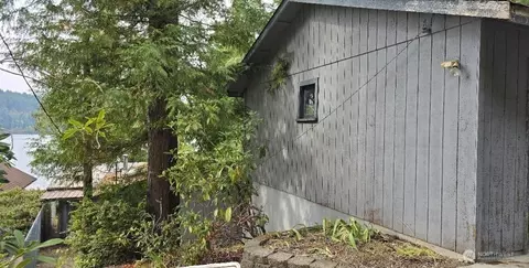 10334 E State Route 106, Union, WA 98592
