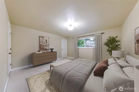 Bedroom - 321 216th St SE, Bothell, WA 98021 photo 2 of 5