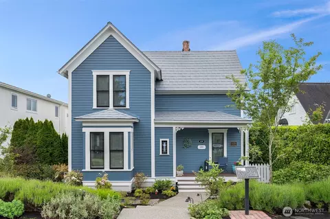 129 6th Ave, Kirkland, WA 98033