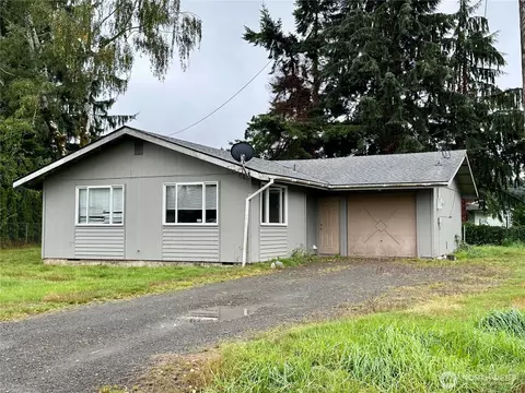 740 F St #ST, Forks, WA 98331