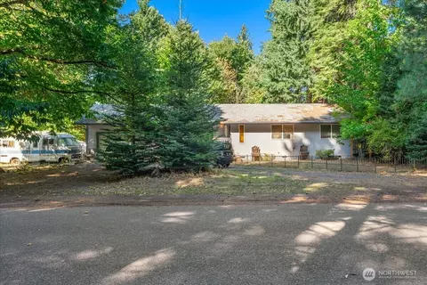 112 Eyman Cemetary Rd, Carson, WA 98610