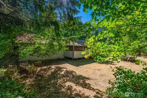 Exterior - 112 Eyman Cemetary Rd, Carson, WA 98610 photo 6 of 11