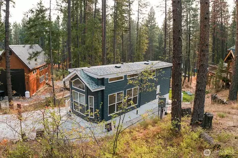21512 Camp 12 Rd, Leavenworth, WA 98826