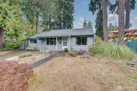 12520 24th Ave NE, Seattle, WA 98125