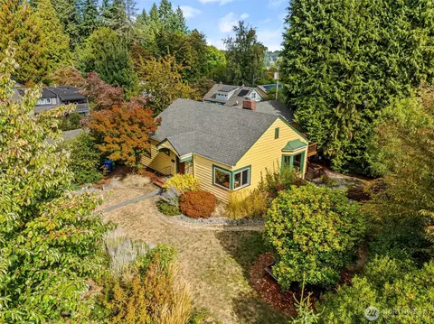 328 Percival St NW, Olympia, WA 98502