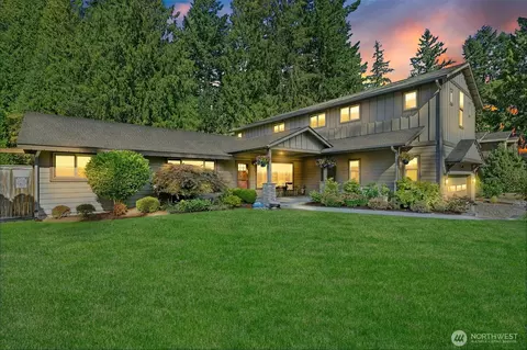 12228 NE 62nd St, Kirkland, WA 98033