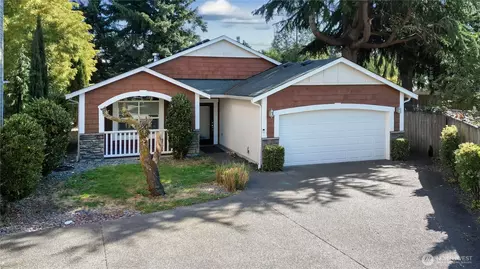 1220 Golf Club Rd SE, Lacey, WA 98503