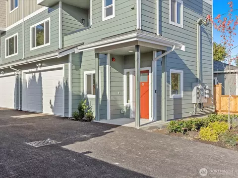 215 Corrin Ave NW #A, Orting, WA 98360 photo 3