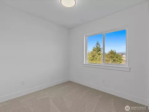 215 Corrin Ave NW #A, Orting, WA 98360 photo 19