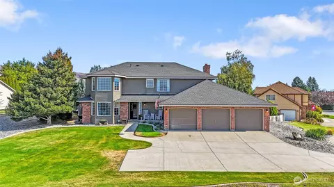 2327 Grand Ave, East Wenatchee, WA 98802