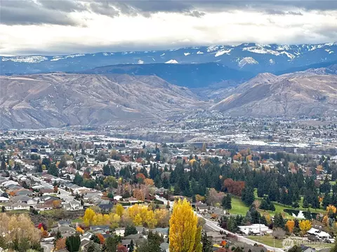 2179 NE Kaden Ln, East Wenatchee, WA 98802