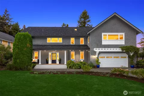 7551 Madrona Dr NE, Bainbridge Island, WA 98110