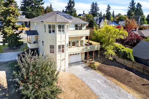 111 NW 125th St, Seattle, WA 98177