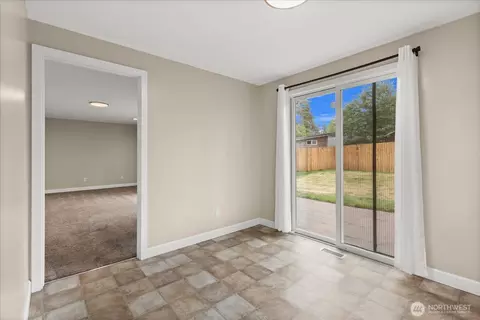 32 223rd St SW, Bothell, WA 98021 photo 10