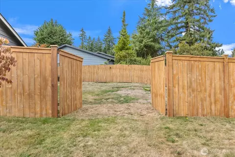 32 223rd St SW, Bothell, WA 98021 photo 22