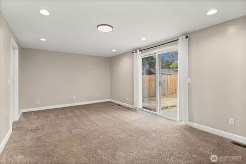 32 223rd St SW, Bothell, WA 98021 photo 19