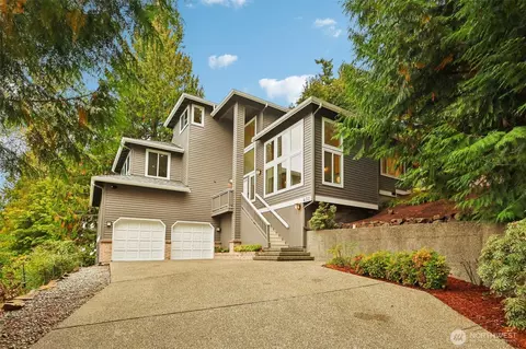 432 209th Ave NE, Sammamish, WA 98074