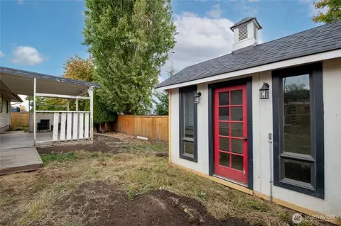 1919 Clovercrest St, Enumclaw, WA 98022 photo 28