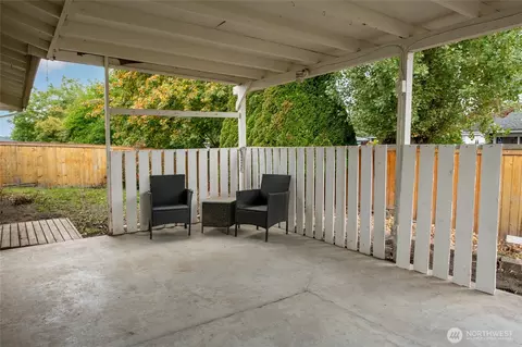 1919 Clovercrest St, Enumclaw, WA 98022 photo 25