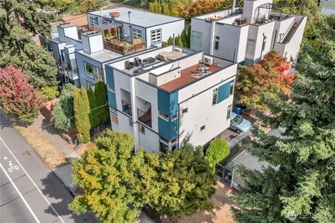 5008 Fauntleroy Way SW #B, Seattle, WA 98136