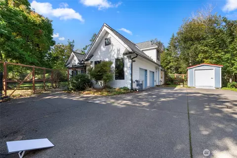 7601 Earling St NE, Olympia, WA 98506
