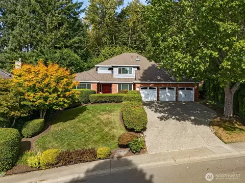 11834 SE 78th St, Newcastle, WA 98056