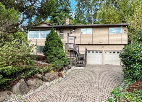 12516 SE 4th Pl, Bellevue, WA 98005