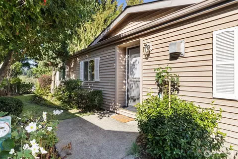1754 NE Mesford Rd # 12, Poulsbo, WA 98370