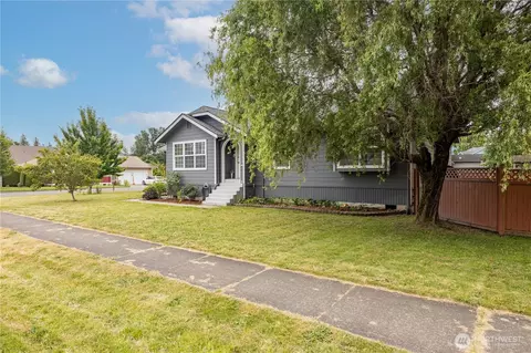 111 Jefferson Ct, Sumas, WA 98295