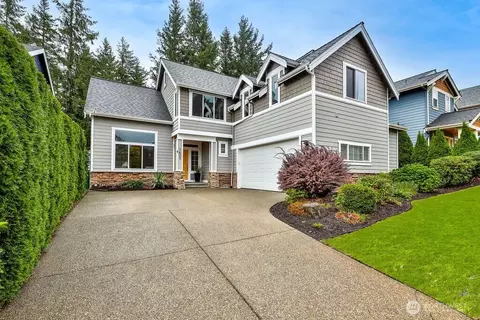 7623 Dogwood Ln SE, Snoqualmie, WA 98065