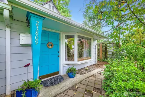 23809 60th Ave W, Mountlake Terrace, WA 98043