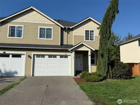 570 Beaver Blvd #B, Pacific, WA 98047