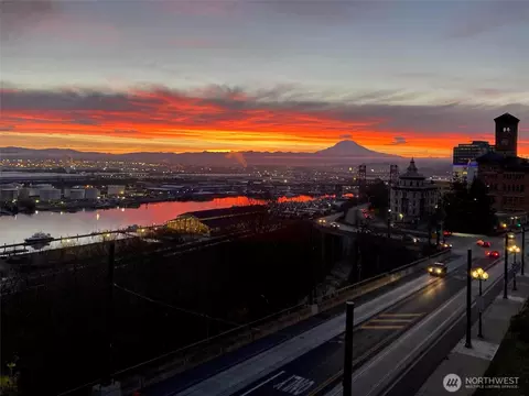 525 Broadway #404, Tacoma, WA 98402