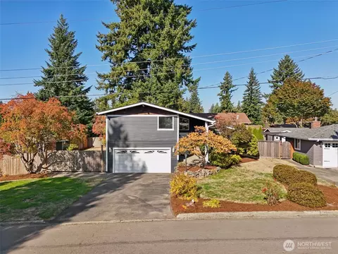 12536 SE 73rd St, Newcastle, WA 98056