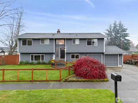 1710 12th Ave NW, Puyallup, WA 98371