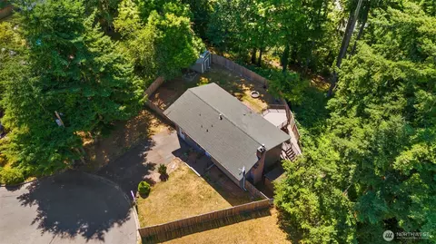 View/Area - 20101 95th Pl NE, Bothell, WA 98011 photo 2 of 8
