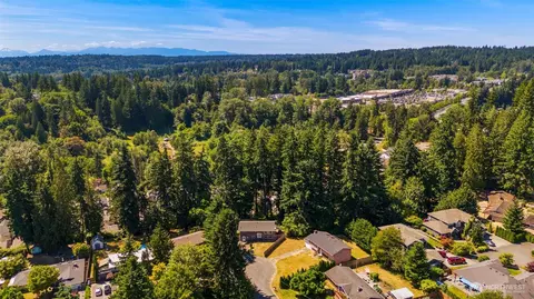 View/Area - 20101 95th Pl NE, Bothell, WA 98011 photo 5 of 8