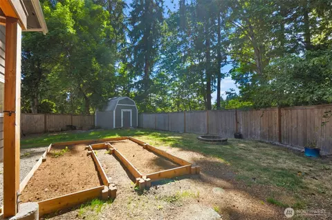 Exterior - 20101 95th Pl NE, Bothell, WA 98011 photo 8 of 10