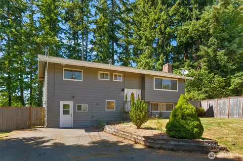 Exterior - 20101 95th Pl NE, Bothell, WA 98011 photo 2 of 10