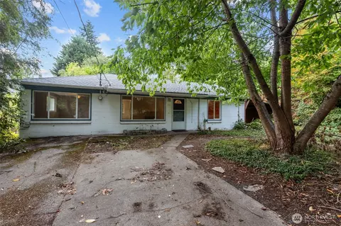 1011 NE 158th St, Shoreline, WA 98155