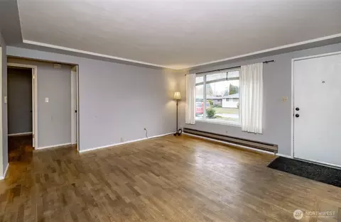 Living - 8429 E St, Tacoma, WA 98445 photo 2 of 5