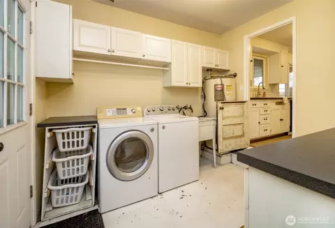 Other - 8429 E St, Tacoma, WA 98445 photo 2 of 8